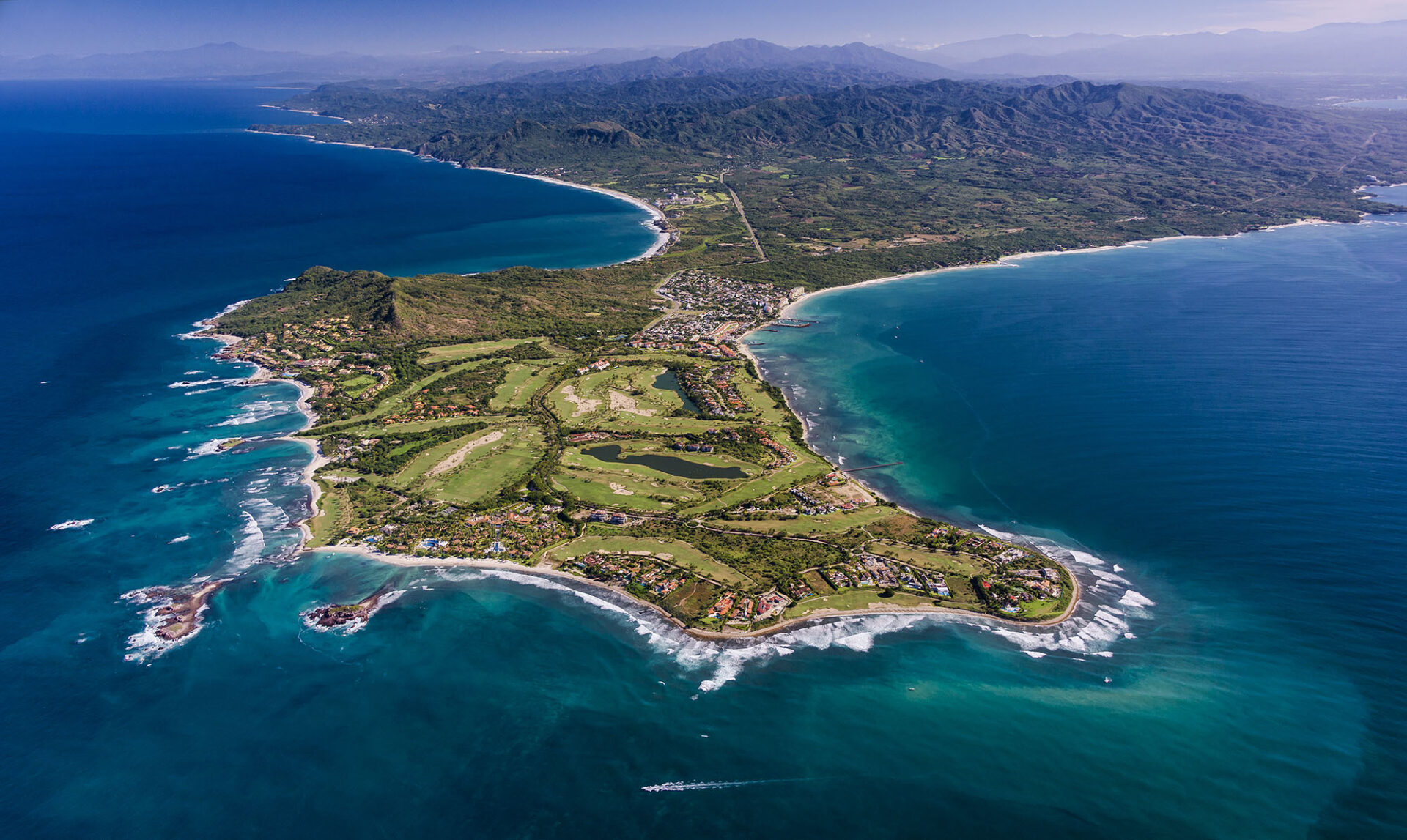 Venta de departamentos y casas en Punta de Mita.