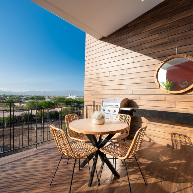 Terraza de departamentos de lujo en venta en Nuevo Vallarta, D'toscana