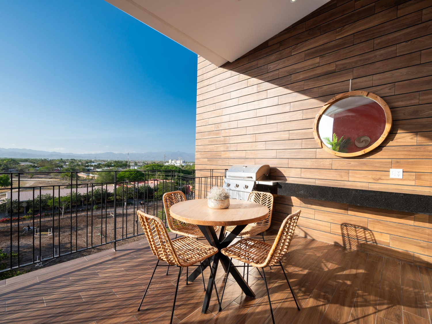 Terraza de departamentos de lujo en venta en Nuevo Vallarta, D'toscana