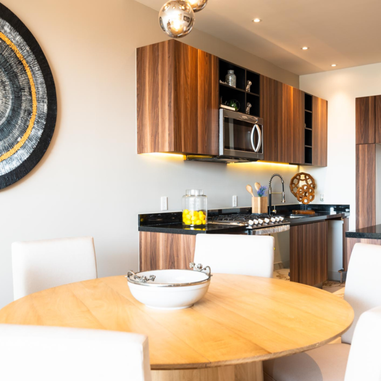 Comedor de departamentos de lujo en venta en Nuevo Vallarta, D'toscana
