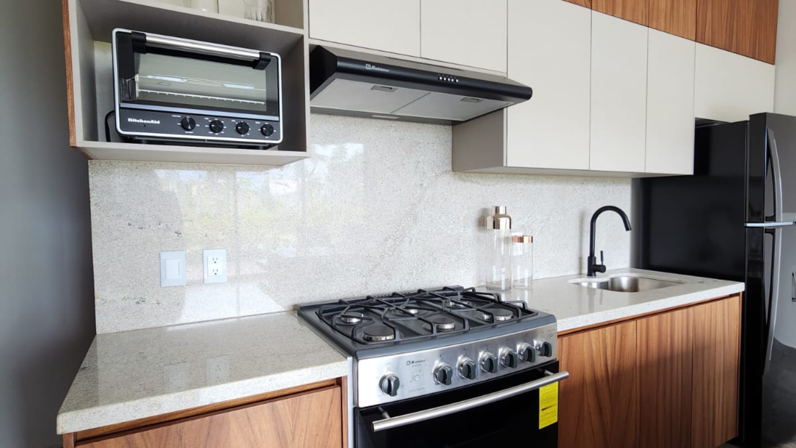Vaha Cocina de Vaha, departamentos en venta ubicados en Rincón del Cielo, Valle Dorado.