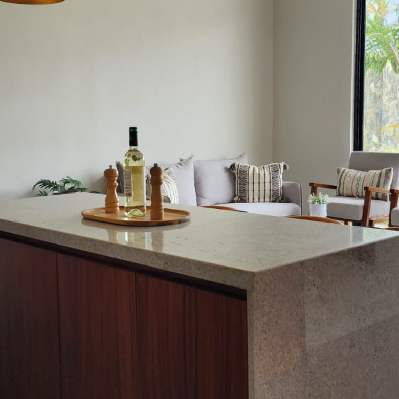 Interior de Vaha, departamentos en venta ubicados en Rincón del Cielo, Valle Dorado.