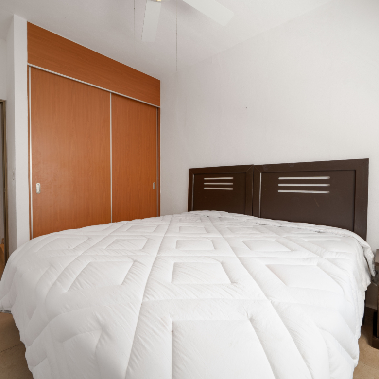Casa en venta en Las Ceibas, Nuevo Vallarta. 3 recámaras, 3 baños, cochera techada en residencial con seguridad. Ubicación estratégica en Bahía de Banderas. Recámara secundaria