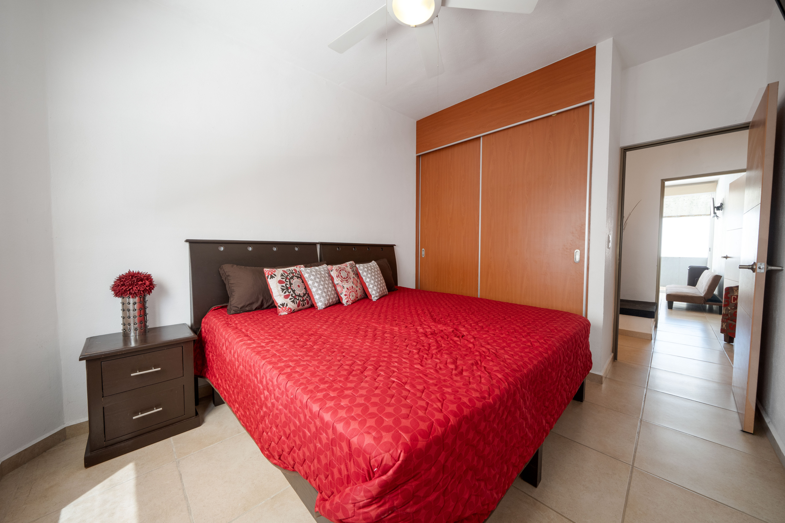 Casa en venta en Las Ceibas, Nuevo Vallarta. 3 recámaras, 3 baños, cochera techada en residencial con seguridad. Ubicación estratégica en Bahía de Banderas. Recámara secundaria