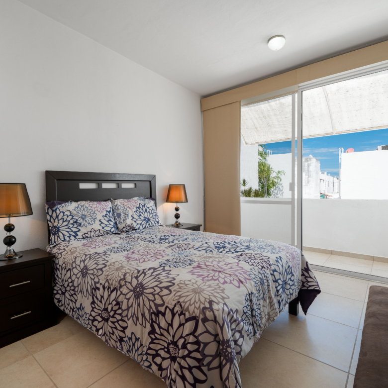 Casa en venta en Las Ceibas, Nuevo Vallarta. 3 recámaras, 3 baños, cochera techada en residencial con seguridad. Ubicación estratégica en Bahía de Banderas. Recámara principal
