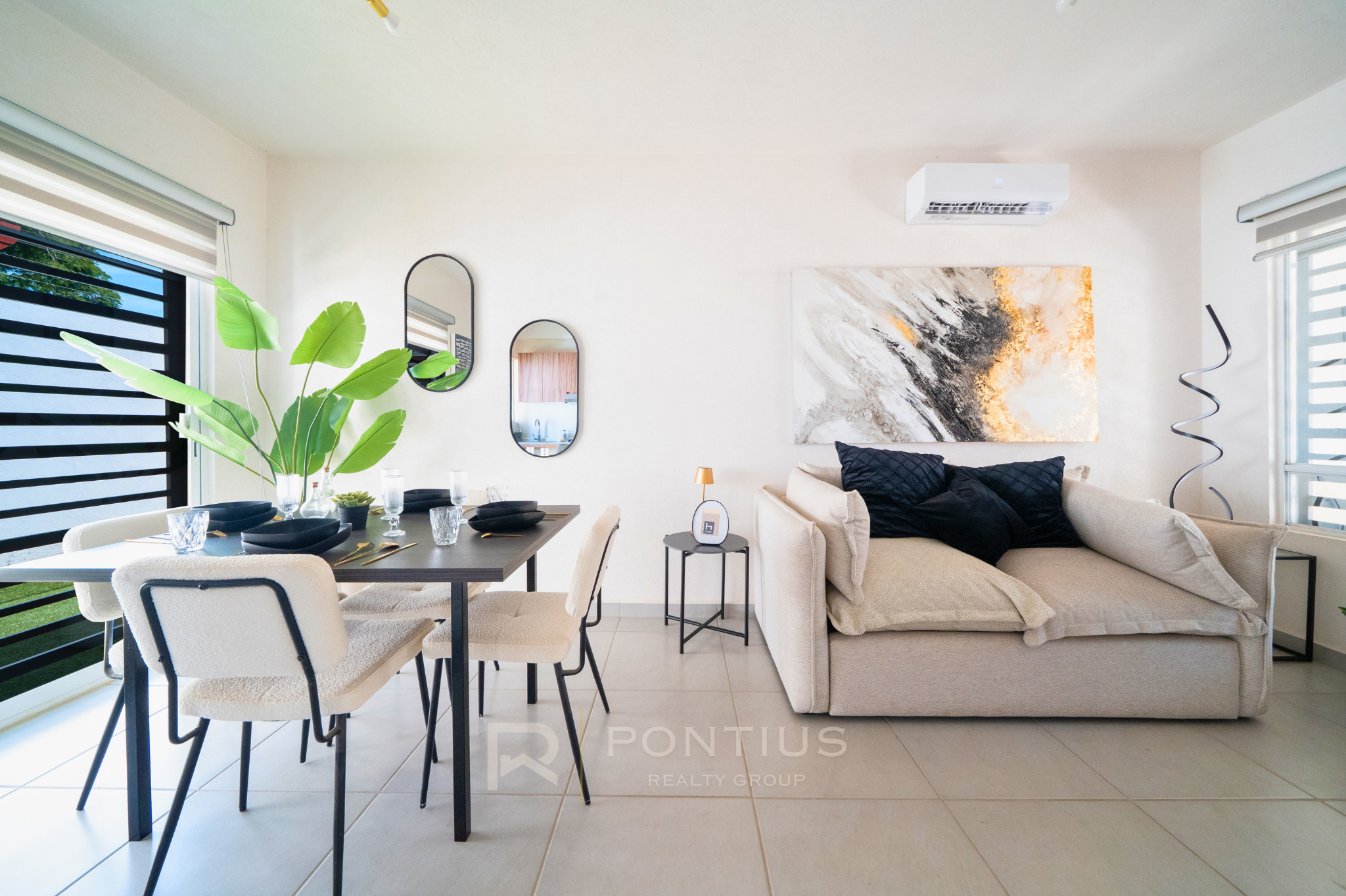 Modelo Ambar de Zafiro Residencial, departamentos en venta en San Vicente, Bahía de Banderas. Sala y cocina.