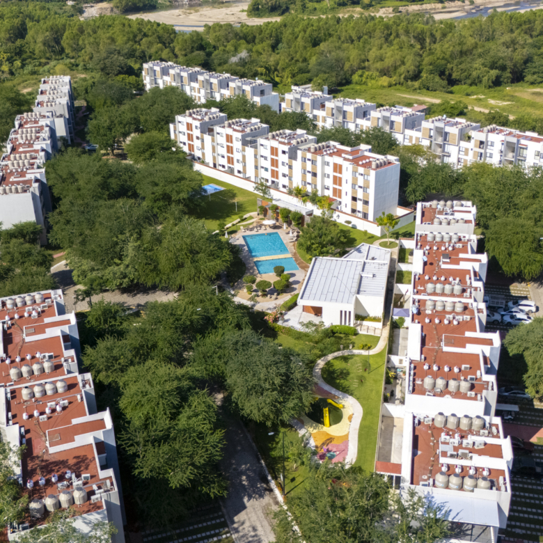 Vista área de Foresta Vallarta, departamento en venta en Puerto Vallarta.