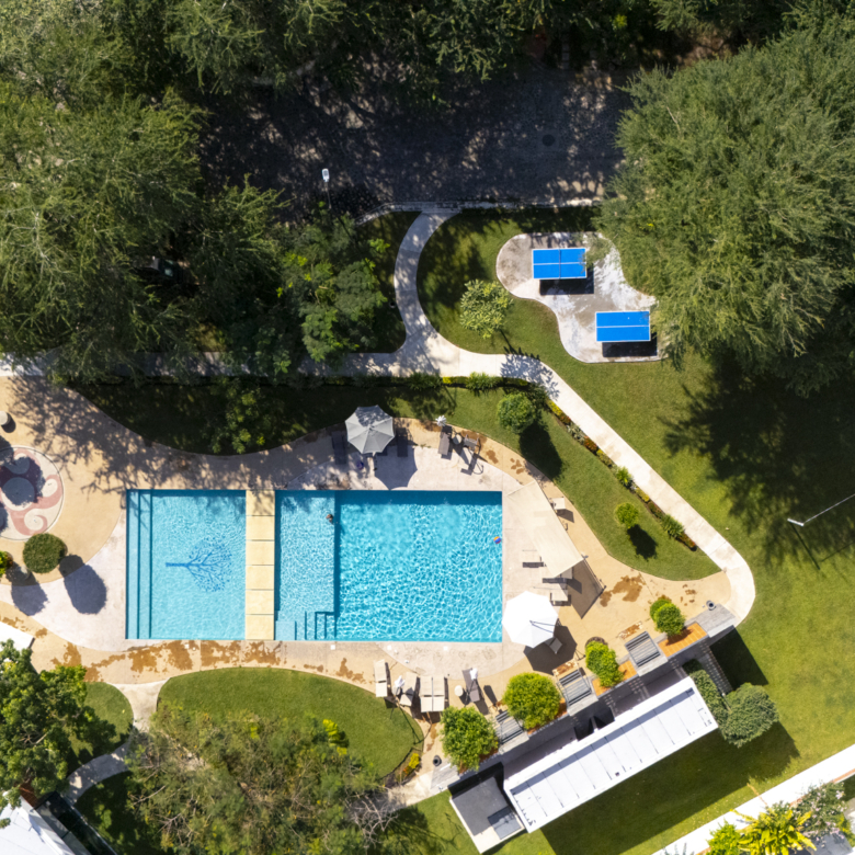 Vista área de las amenidades de Foresta Vallarta, departamento en venta en Puerto Vallarta.