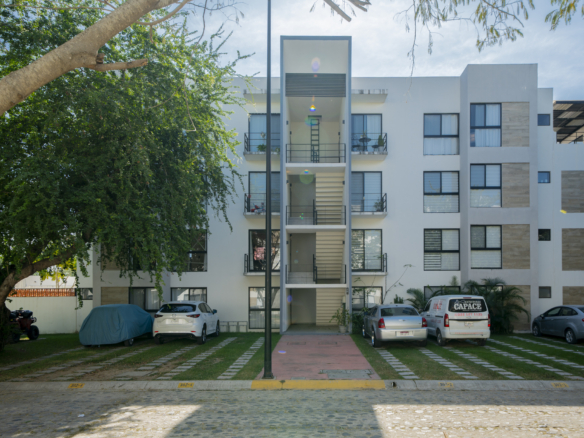 Fachada de Foresta Vallarta, departamento en venta en Puerto Vallarta.